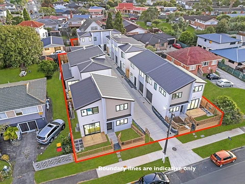 Papatoetoe 3房  Present Any Offers! CCC & Title Ready
