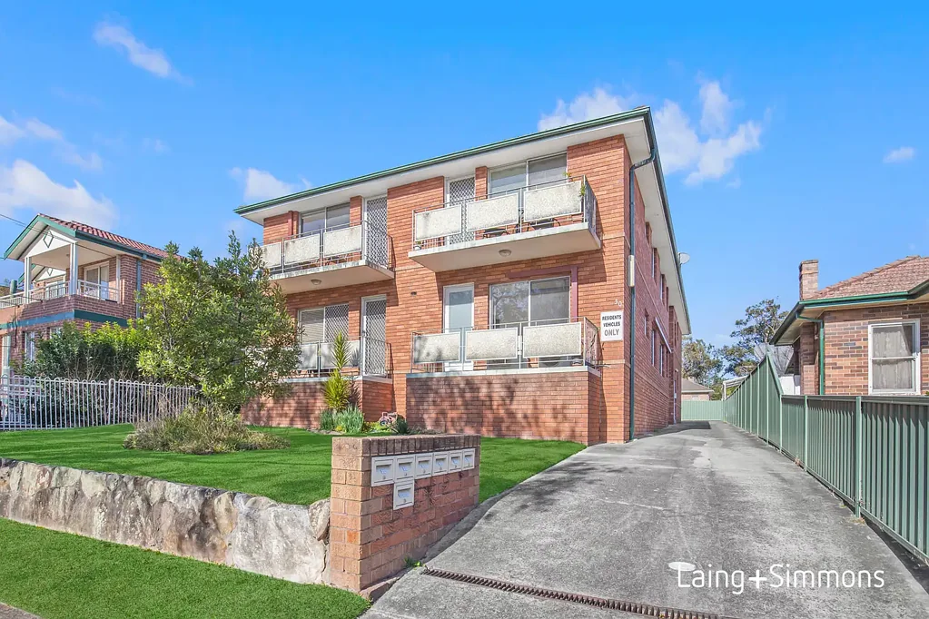 2/30 Graham Road, Narwee, NSW 2209