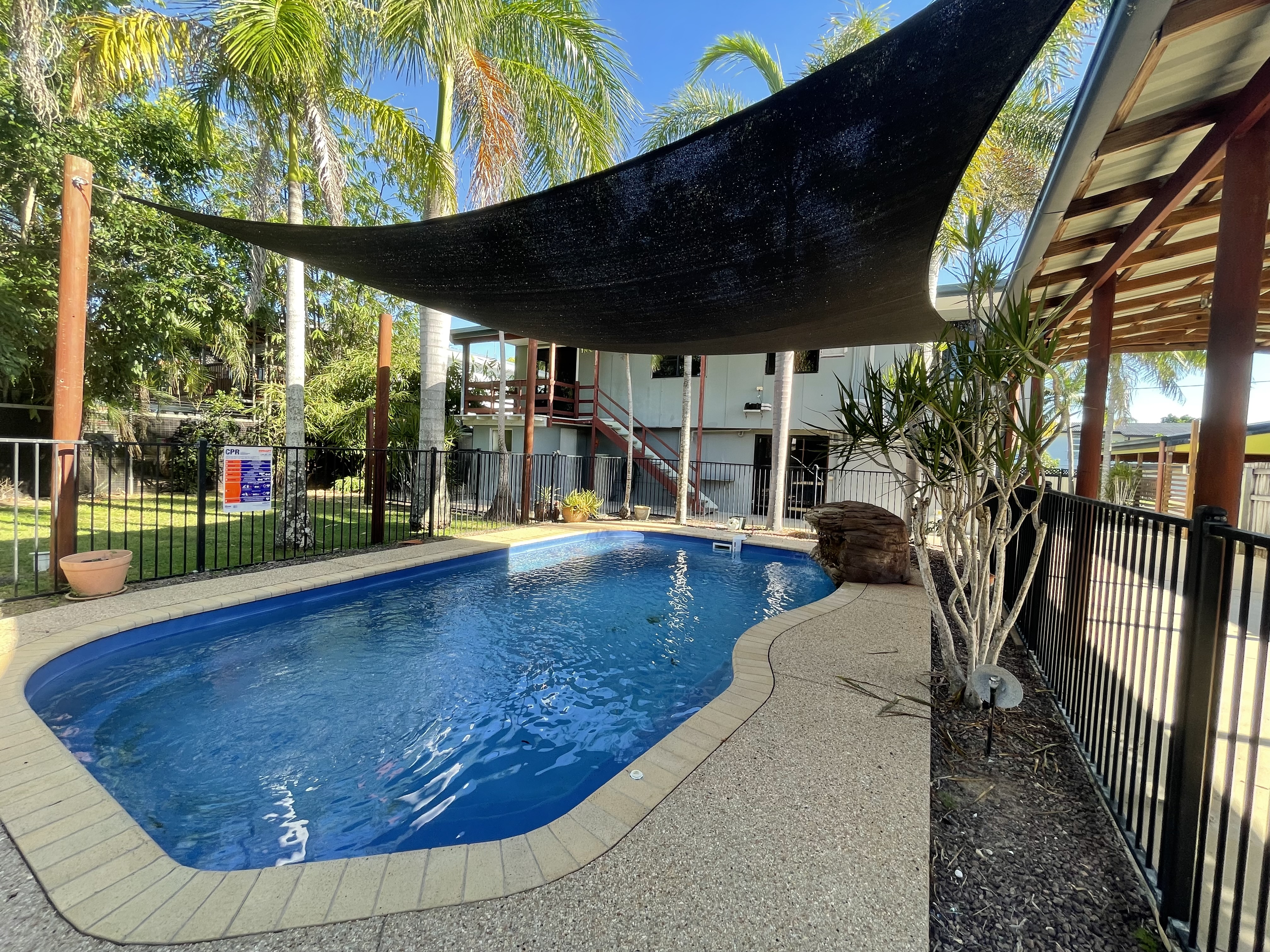 6 CAMERON ST, EAST MACKAY QLD 4740, 0房, 0浴, House