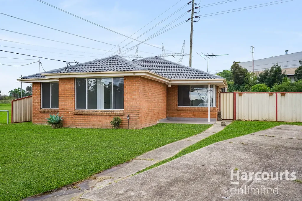 Open Home: Wednesday 26th August 6:15pm - 6:30pm - Saturday 29th August 10:25am - 10:40am