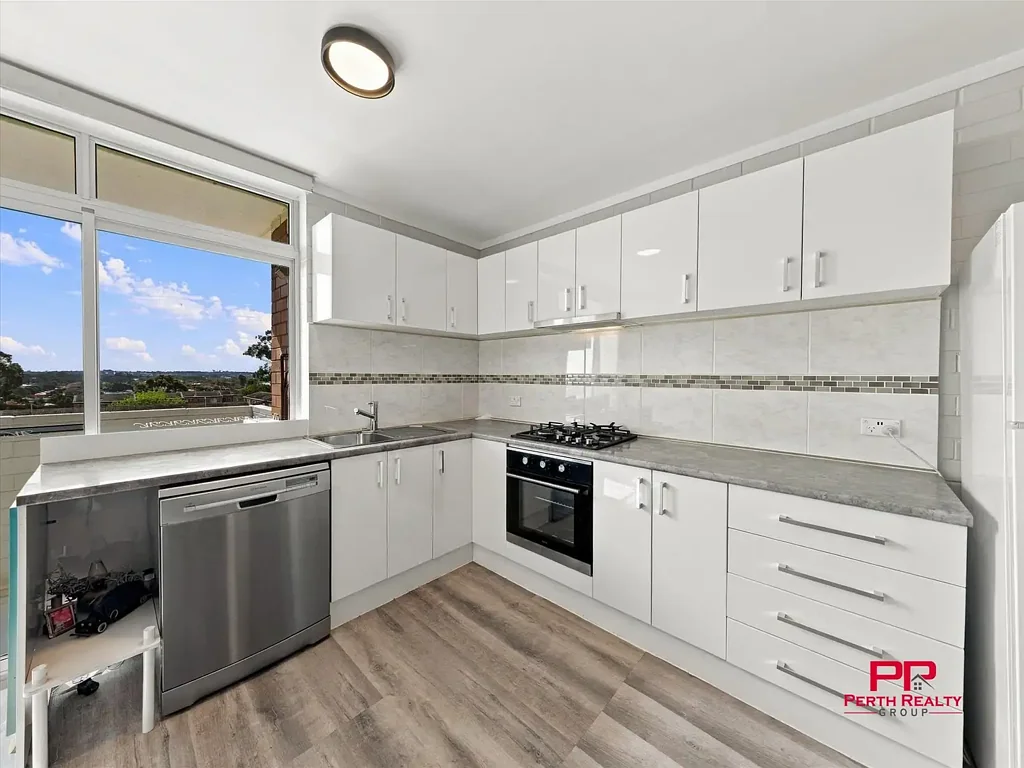 Maylands 1कमरा CITY VIEWS! MASSIVE KITCHEN! INTERNAL LAUNDRY!