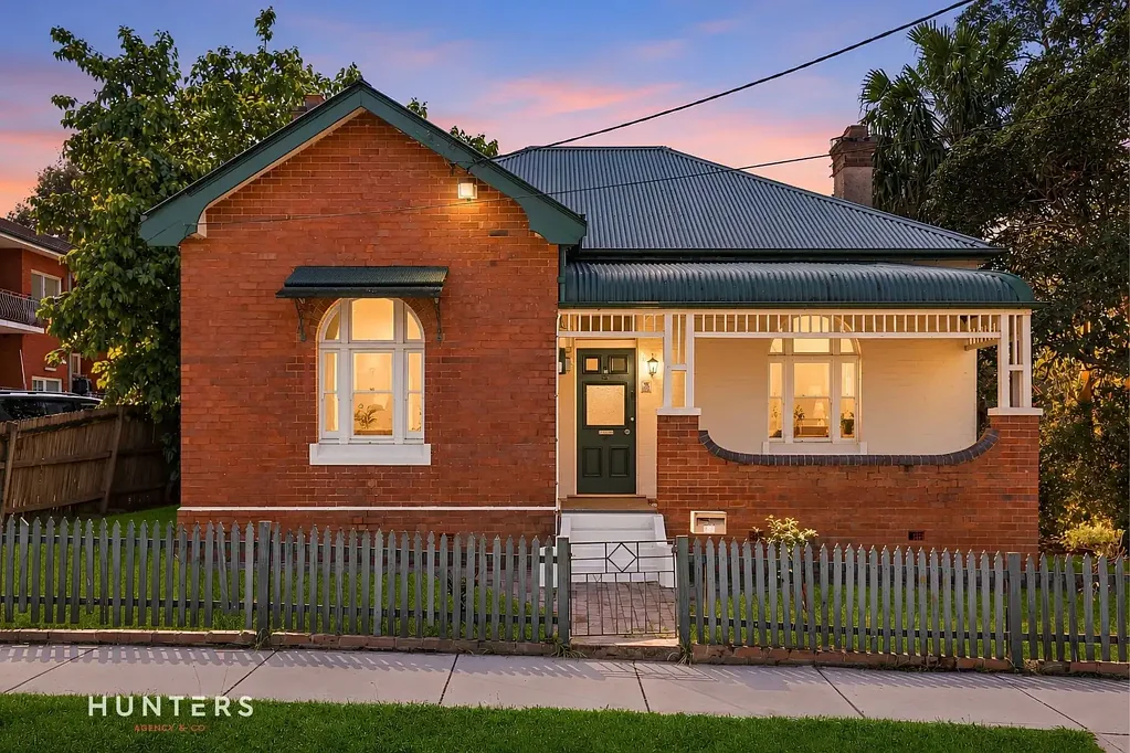 Parramatta 3ਬੈੱਡਰੂਮ Well-Presented Home on an Expansive 758.8sqm Corner Block with Residential / Business Potential (STCA)