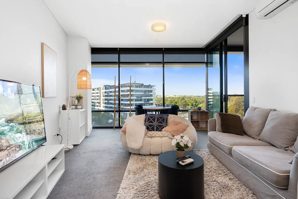 Furnished Two Bedroom Apartment For Lease