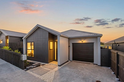 Wainui 4房  Contemporary Comfort in Orewa