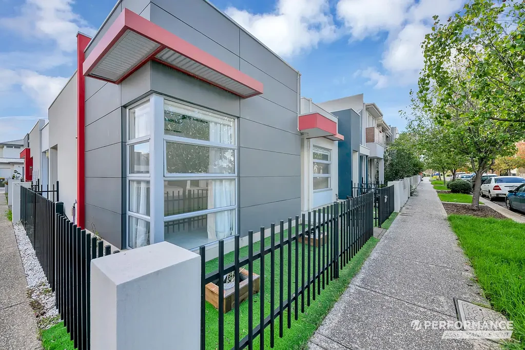 Quality low maintenance living!!