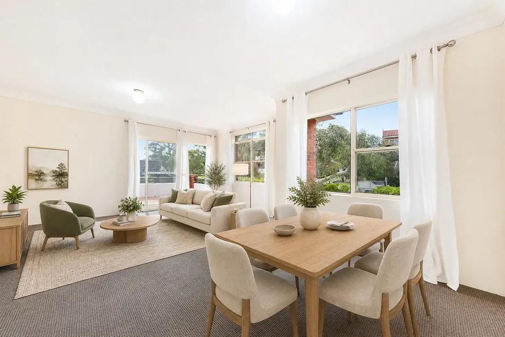 Spacious, Stylish & Exceptionally Convenient Lifestyle Living