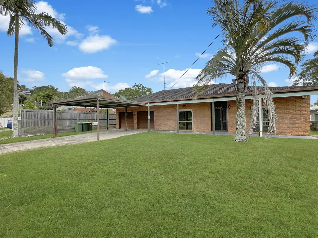 Oversized Family Home in Central Location, with Solar!