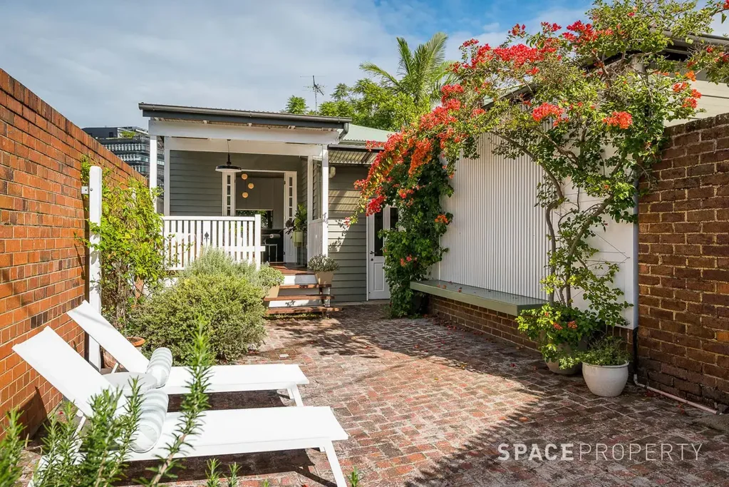 137 Fortescue Street, Spring Hill, QLD 4000
