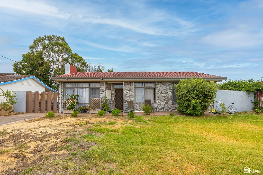 30 Ypres Road, Camillo, WA 6111