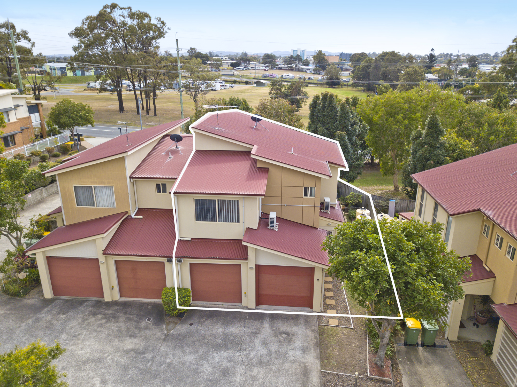 SEBELLA 62-64 MILNE ST, MOUNT WARREN PARK QLD 4207, 0部屋, 0バスルーム, Townhouse