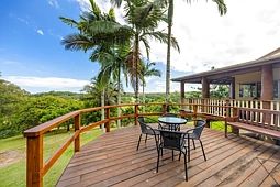 382 Cootharaba Road, Cootharaba