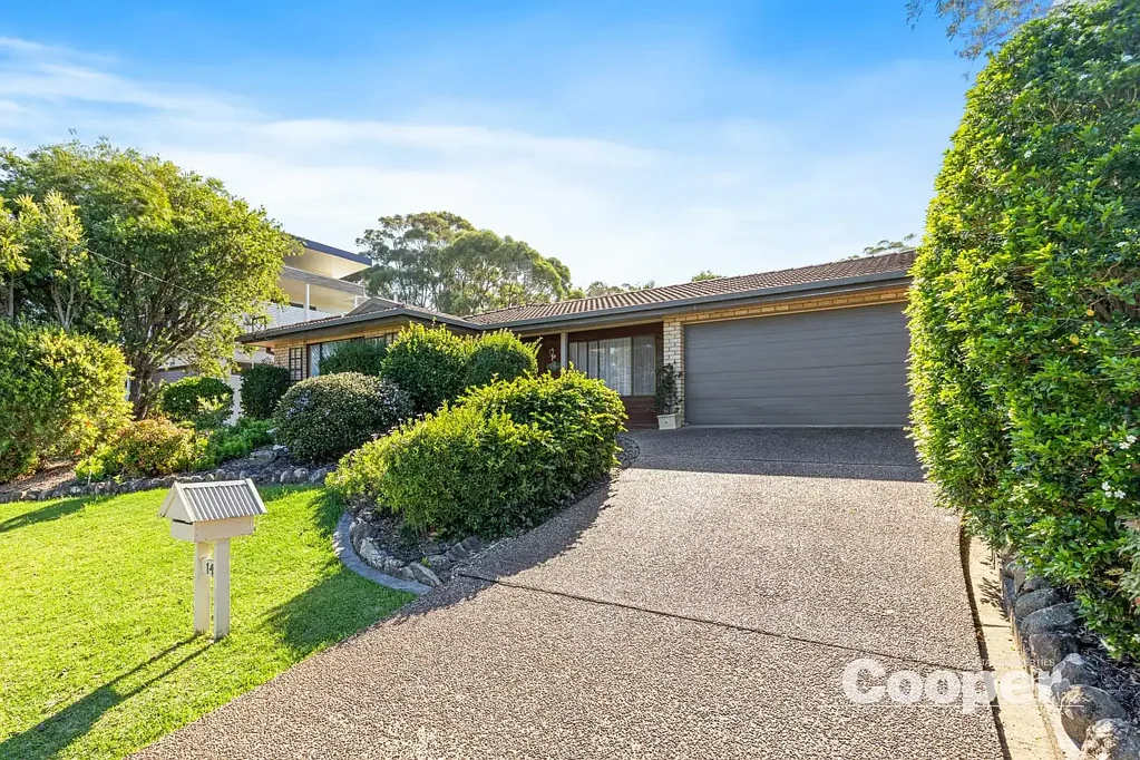 Mollymook Beach 3 Slaapkamer Elevated Coastal Living with Easy Fairway Access