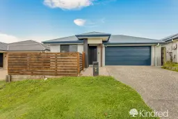 64 Celebration Crescent, Griffin