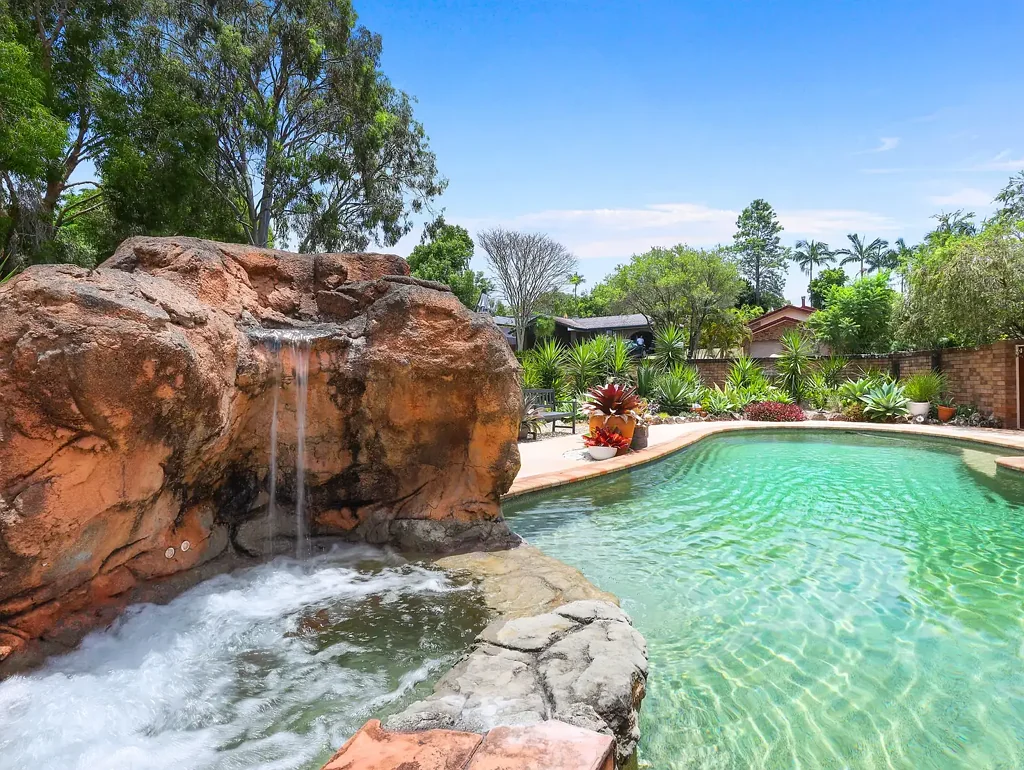 2 Billabong Court, Currumbin Waters, QLD 4223