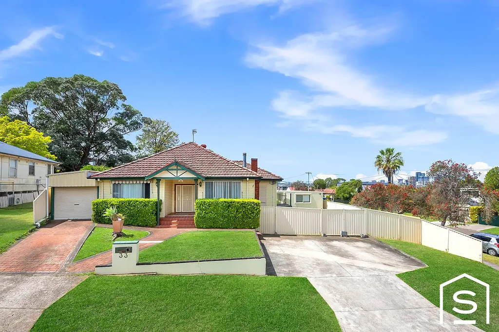 Ermington 4ห้องนอน Prime Corner Block with Development Potential & Stunning Views