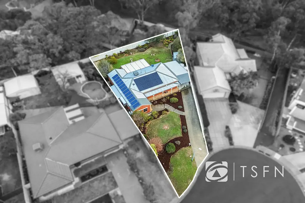 4 JOSHUA COURT, Spring Gully, VIC 3550