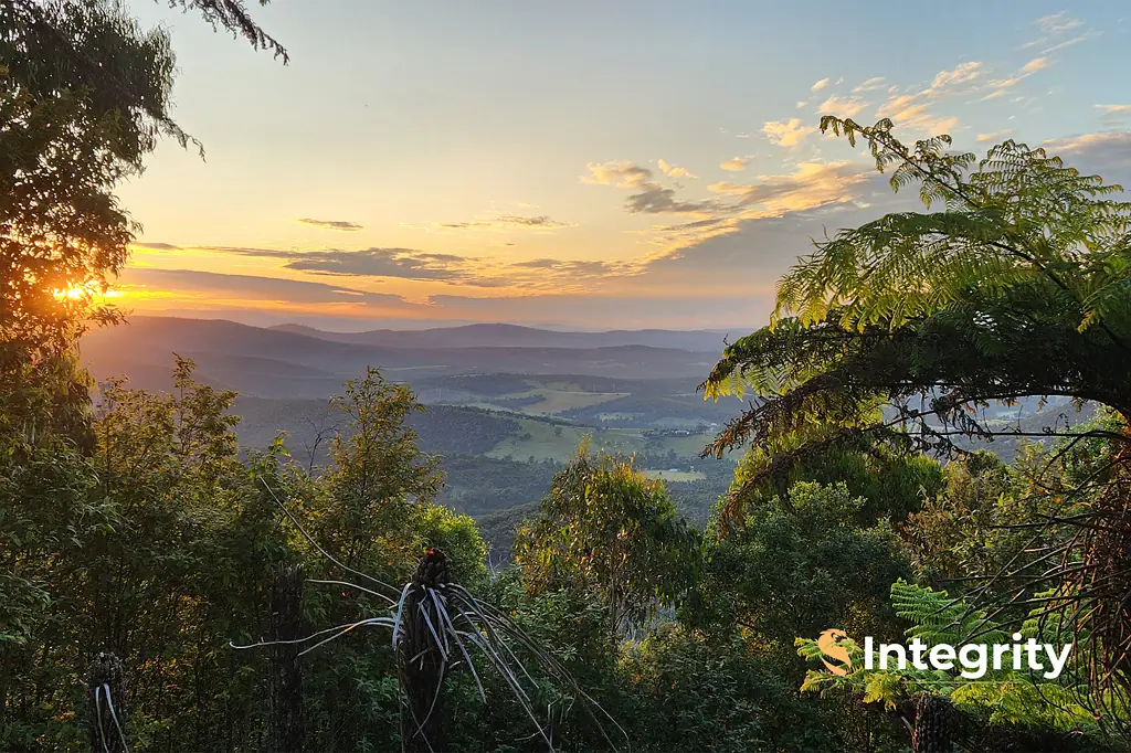 48 Pine Ridge Road, Kinglake West, VIC 3757