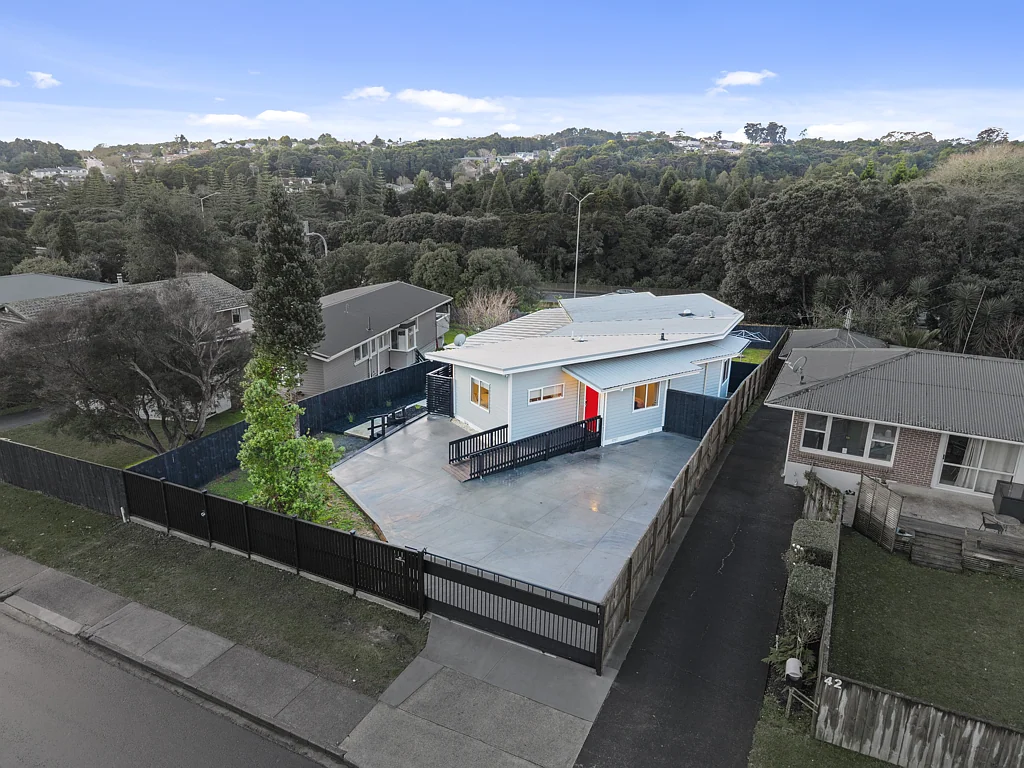 40 Lawrence Crescent, Hillpark, Manukau City, Auckland