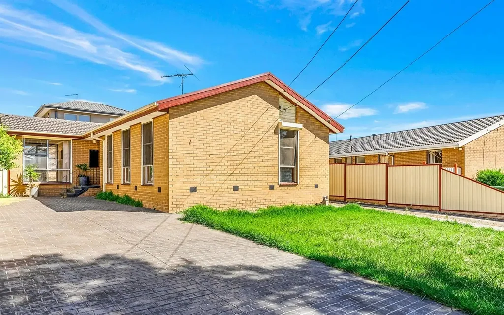 7 Marcus Crescent, Coolaroo, VIC 3048
