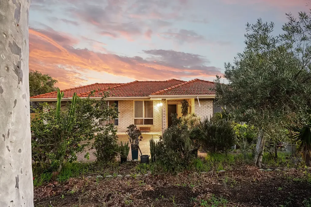 34 Huxley Place, Spearwood, WA 6163