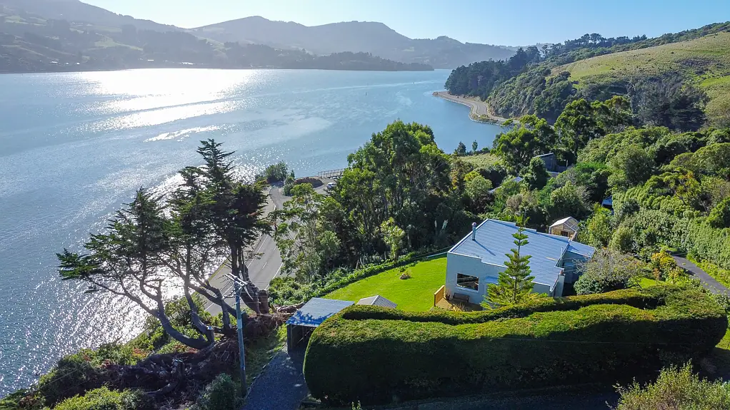 Company Bay 2chambre Mesmerising Views - Development Potential