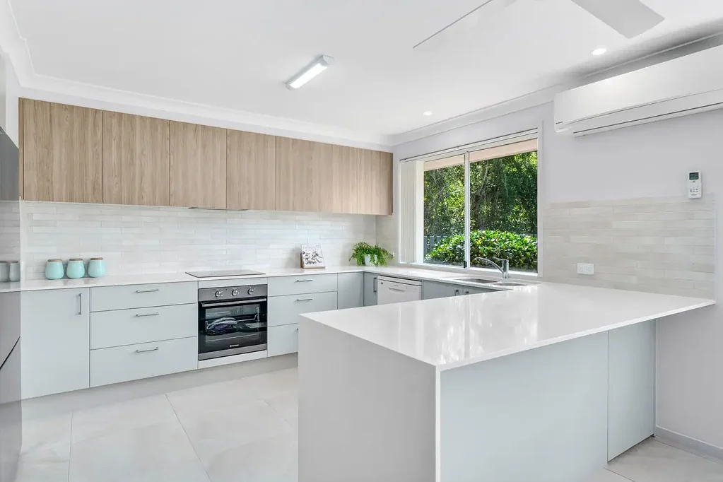 Port Macquarie 4chambre Single-Level Living in Lighthouse Beach