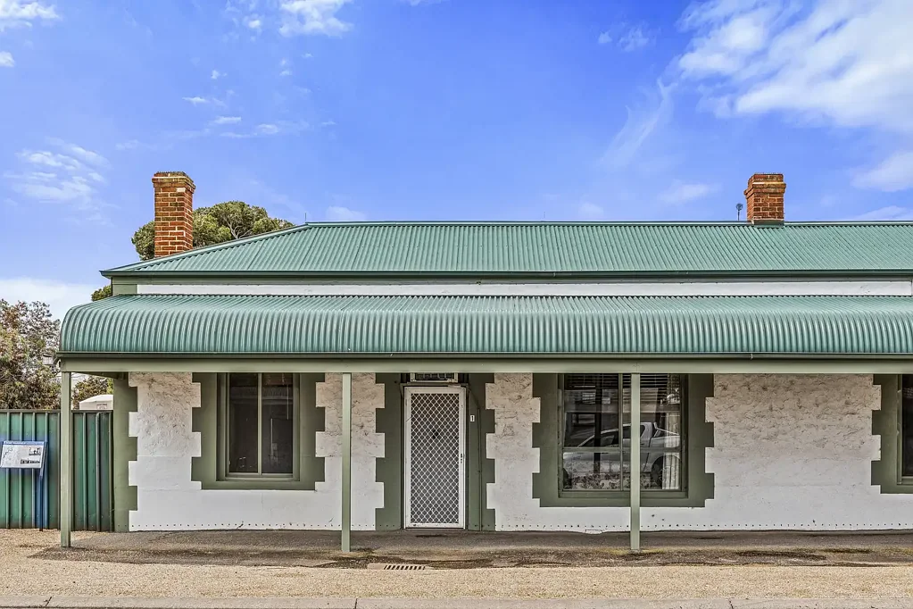 A Rare Opportunity to Secure 4 Bedroom Rental