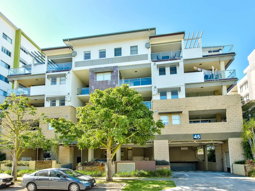 4/45 Playfield Street, Chermside, QLD 4032