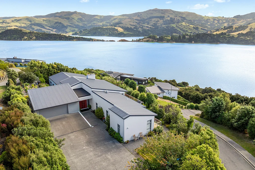 Akaroa 4Moenga Unrivalled Home. Perfect Location and Layout