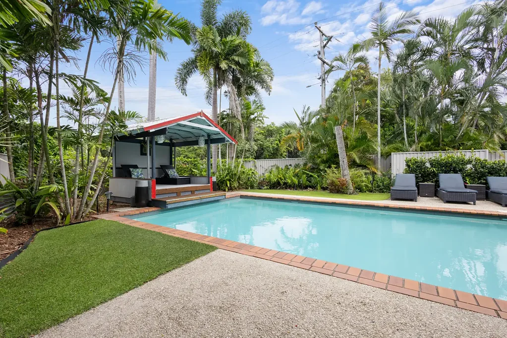 2 Seabrook Avenue, Port Douglas, QLD 4877