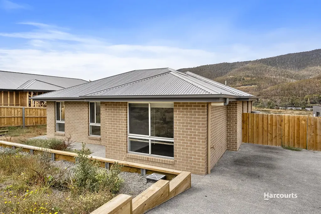 Huonville 3chambre Modern convenient living