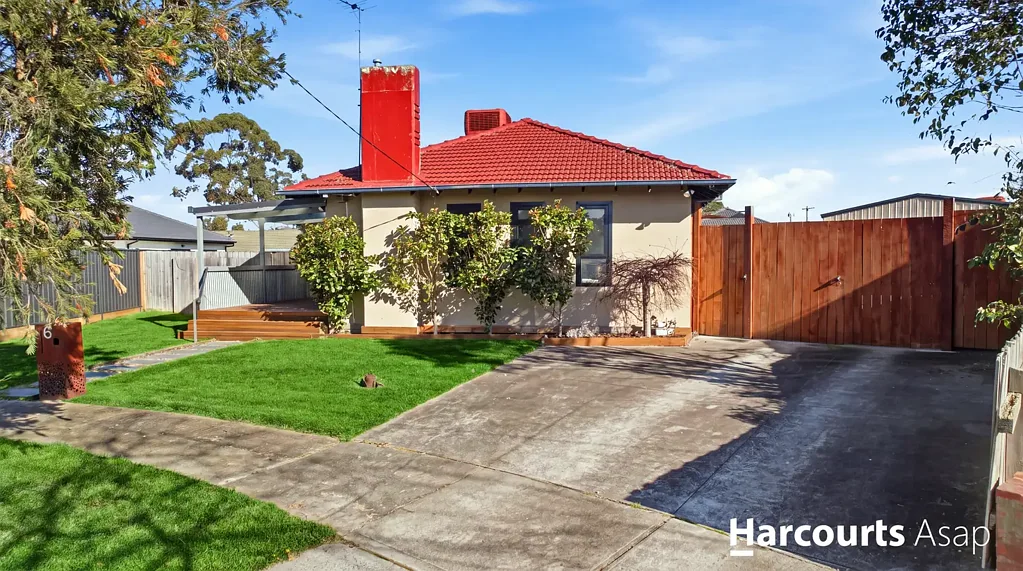 Doveton 3 Bedroom Renovated Family Haven with Pool, Huge Shed & Future Potential