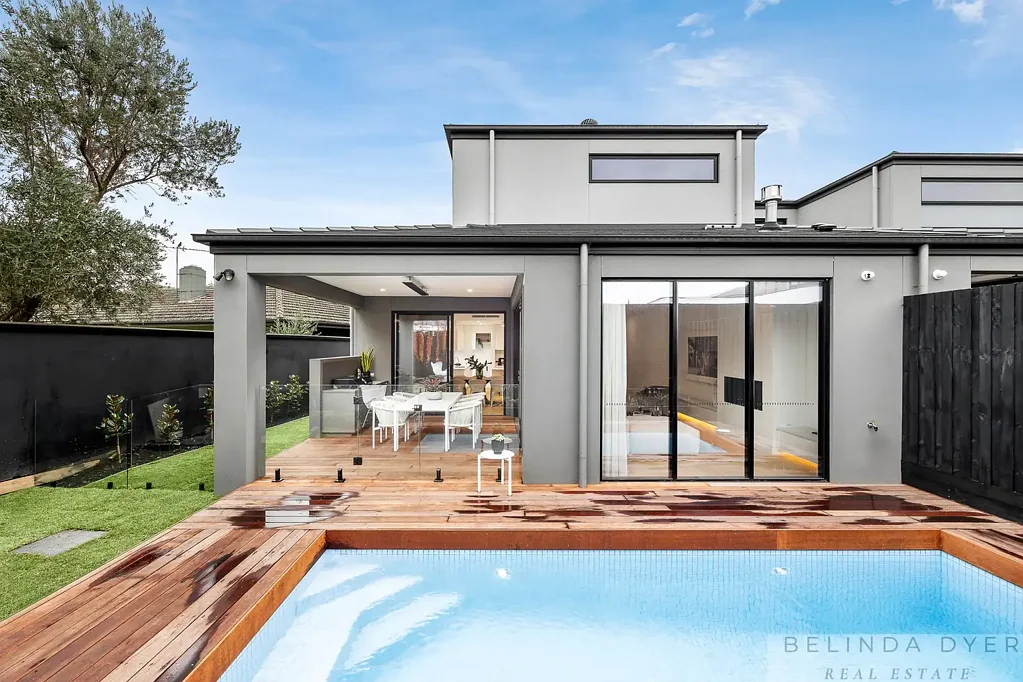 Brighton 4房  Benchmark Family Luxe within 500m of the Bathing Boxes