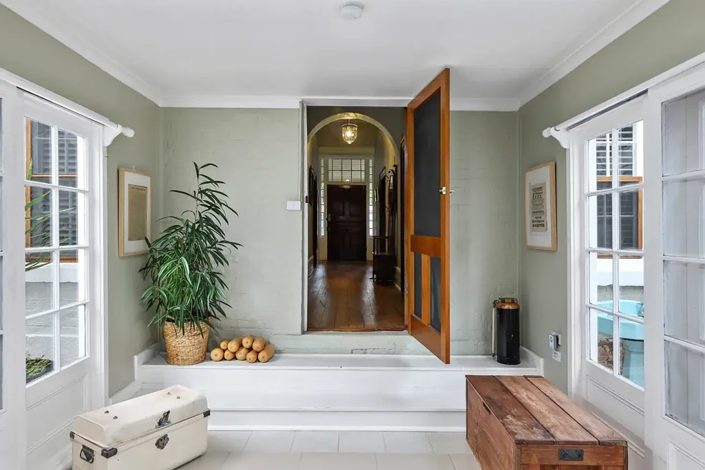 Scone 5房  Historic St Aubins Arms Inn Circa 1837 – Modern Comfort Meets Heritage Charm on Almost 4 Acres