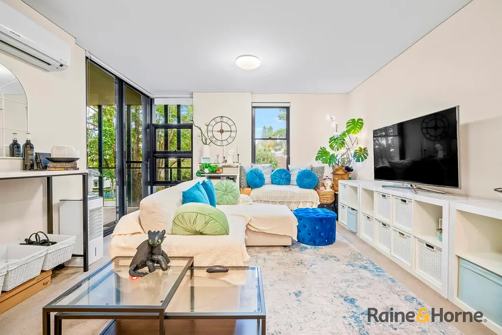 Waitara 2બેડરૂમ Spacious Corner Apartment with Exceptional Convenience
