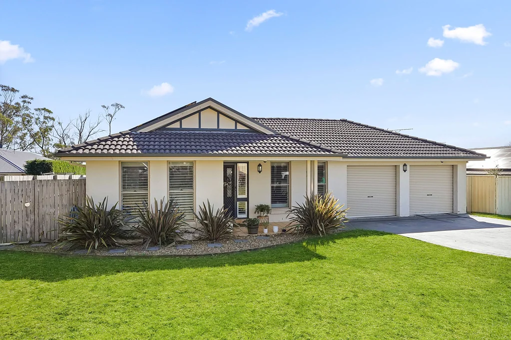 12 Fitzroy Street, Hill Top, NSW 2575