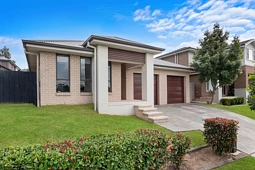 19 & 19A Grazier Way, North Richmond