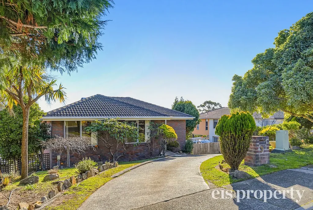 Lenah Valley 2Moenga Light-Filled, Beautifully Maintained & Ready to Enjoy or Transform