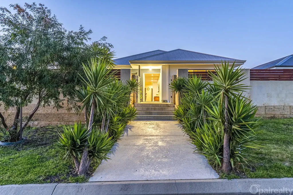Madora Bay 4Zimmer Space to live, room to entertain, parking for everything