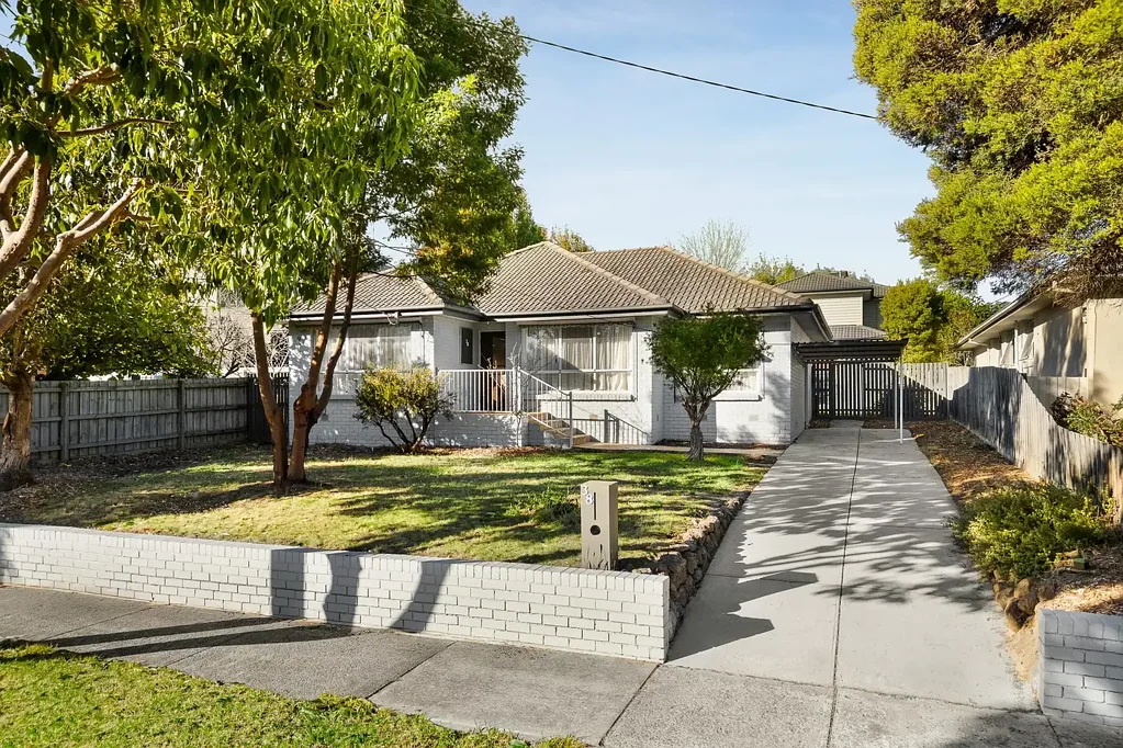 Box Hill North 3 Bedroom Endless Potential Awaits