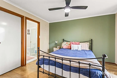 Kwarto - 32 Riverview Drive, Salisbury Downs, SA 5108