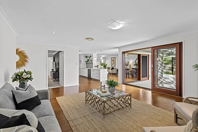 4 Constellation Crescent, Bridgeman Downs, QLD 4035, 4 slaapkamers, 2 badkamers, House