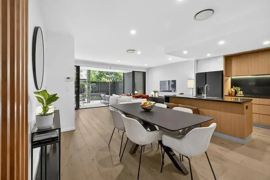 32/66 Illowra Street, The Gap, QLD 4061