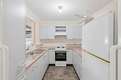 ਰਸੋਈ - 26/1 Ferrells Road, Cooroy, QLD 4563
