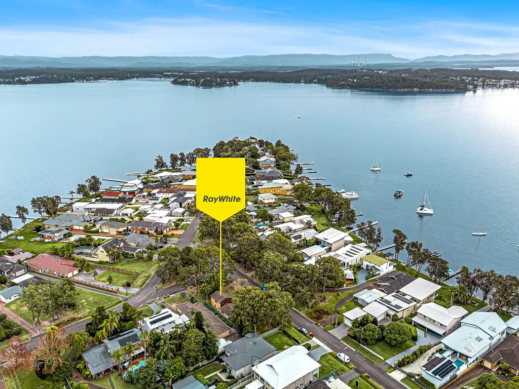 Summerland Point 3 Bedroom Great for Family or Friends