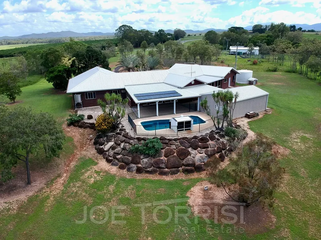 Mareeba 5房  DESIGNED FOR THE LIFE YOU DESIRE…WITH ROOM FOR THE EXTENDED FAMILY!