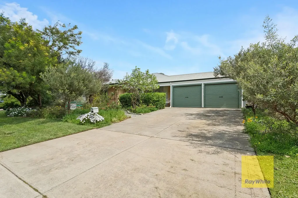 112 Waterhall Road, South Guildford, WA 6055