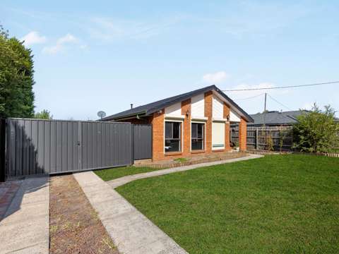 Craigieburn 3 Bedroom Exceptional Potential in the Heart of Craigieburn
