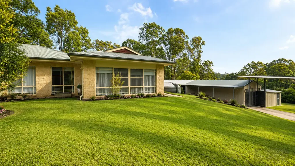 Boyland Lifestyle, Horses, Dual Living & Mountain Views – 1.77 Hectares (4.37 Acres) at the Base of Tamborine Mountain
