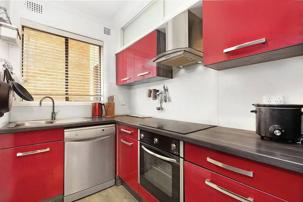 Neat & Tidy CBD Apartment